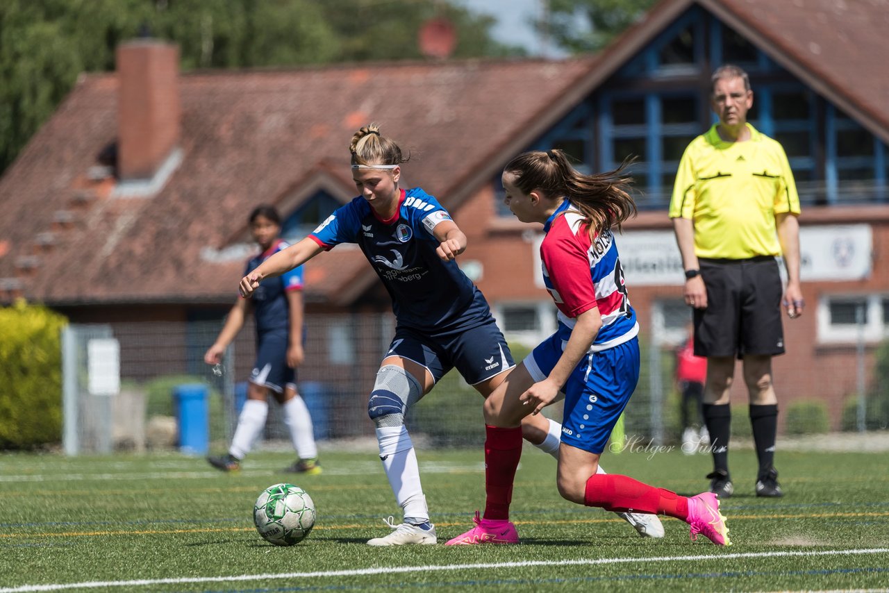 Bild 150 - wBJ Holsatia Elmshorn - VfL Pinneberg : Ergebnis: 1:4